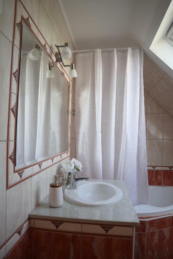 Gárdony Villa Relax Komfortlak מראה חיצוני תמונה